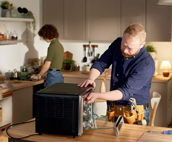 Top-Rated Oven Specialists: Your Certified Oven Repair Technician Crew in Danbury, CT