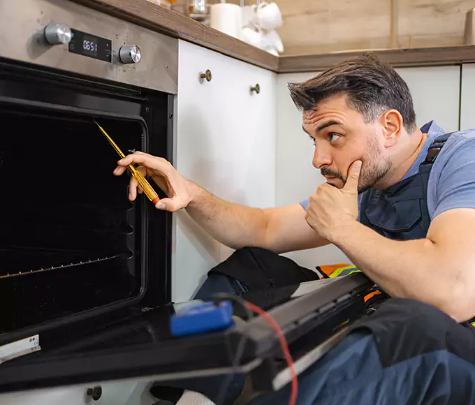 Why Danbury Households Choose Appliance Repair Danbury for Every Gas Oven Fix?